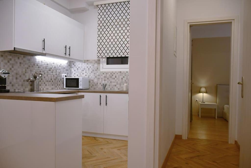 Apartamento Flat Near Acropolis Hill Atenas Exterior foto